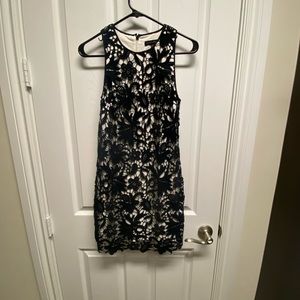 Banana Republic black and cream lace dress size 0 petite